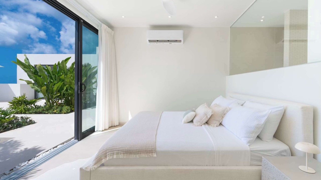 Photo of Bedroom in Weston