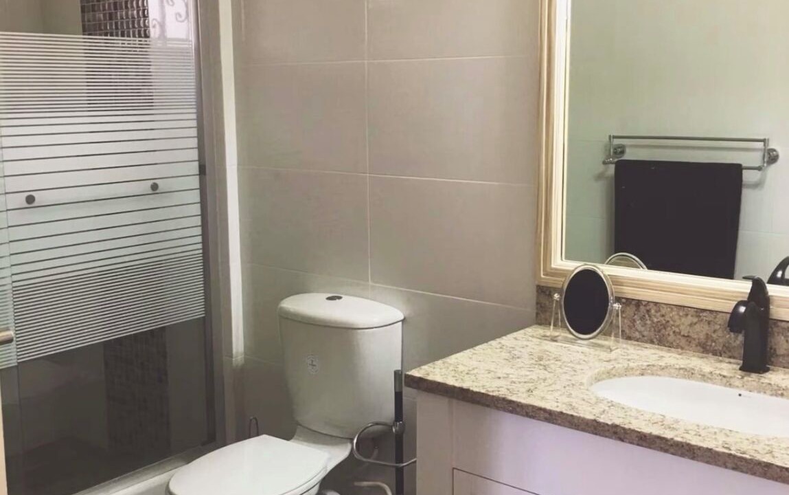 Photo of Bathroom in Mount Standfast