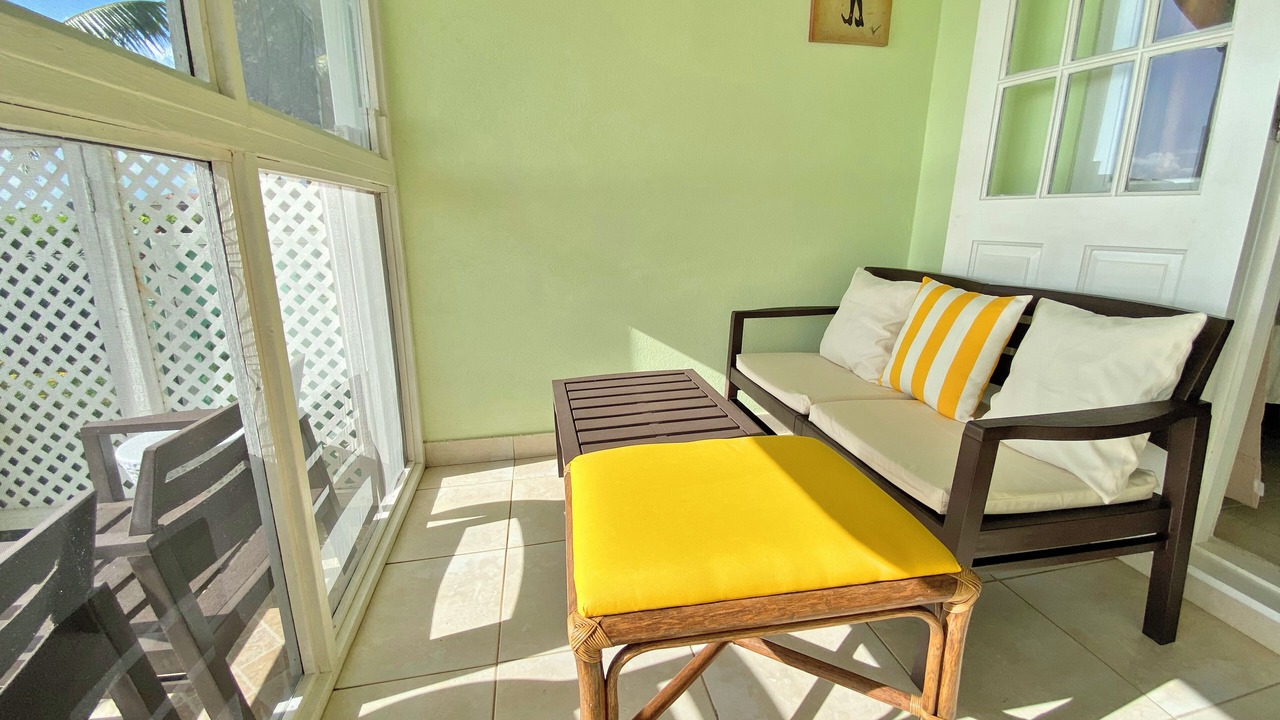 Photo of Livingroom in Apple Hall