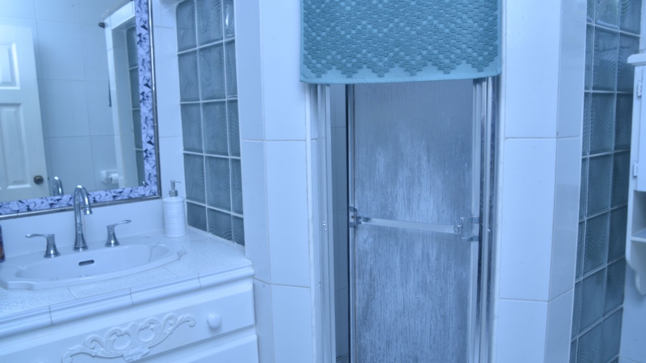 Photo of Bathroom in Mangrove