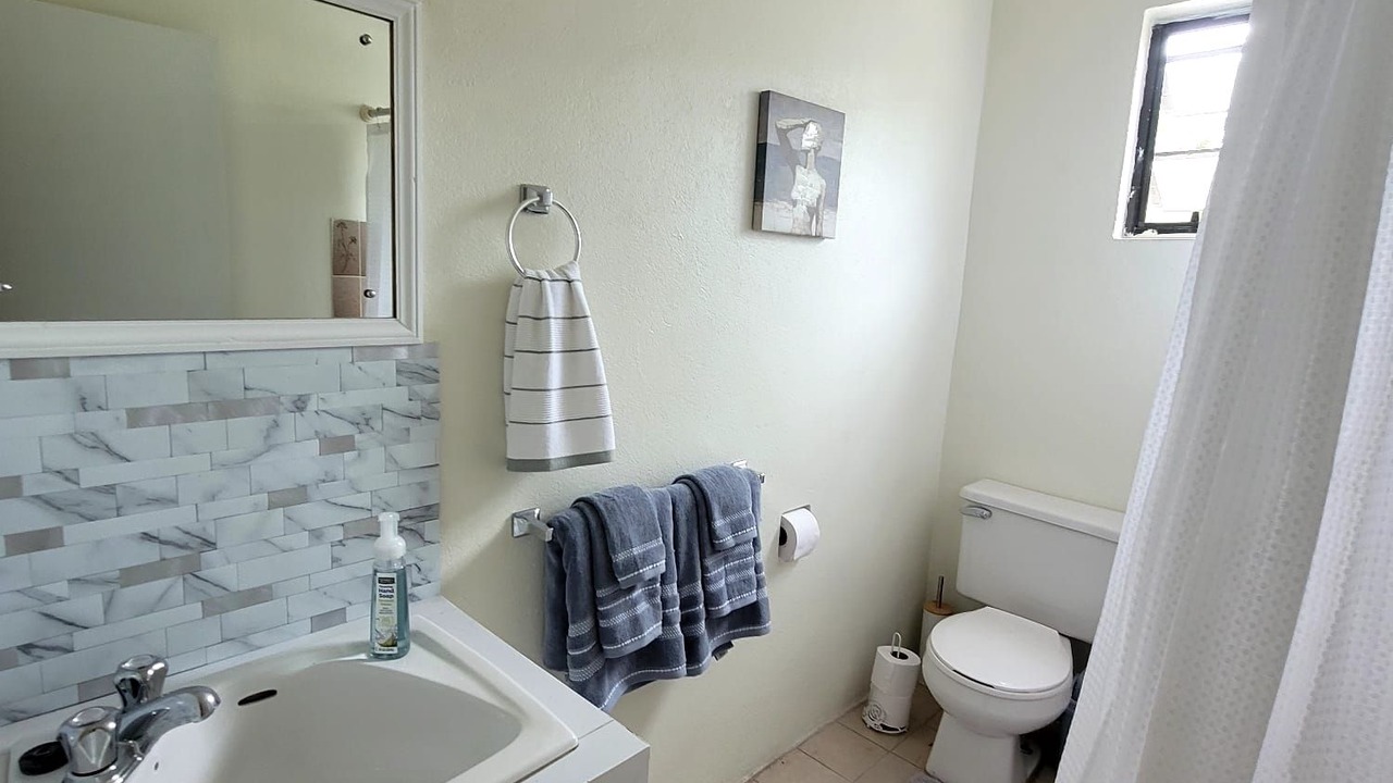 Photo of Bathroom in Blue Waters