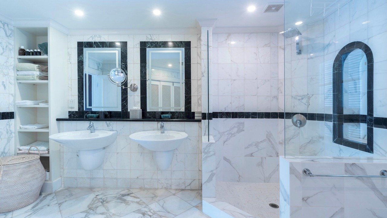 Photo of Bathroom in Schooner Bay