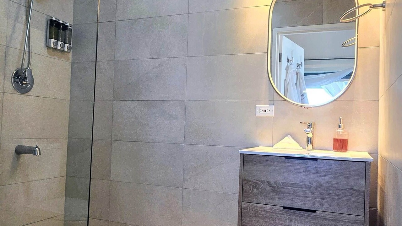 Photo of Bathroom in Mount Standfast