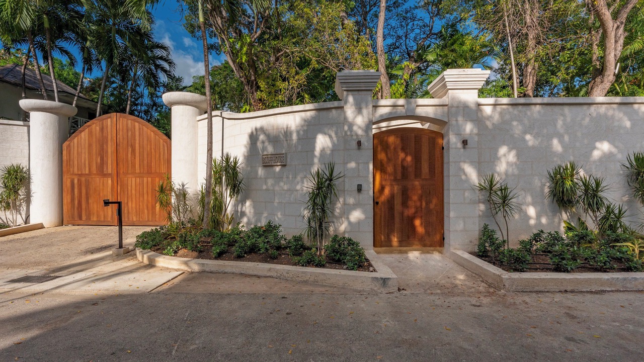 Photo of Others in Sandy Lane