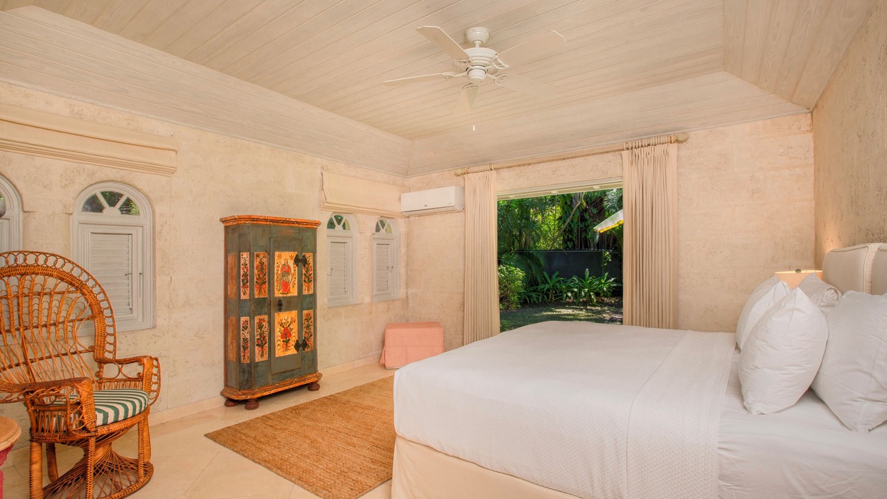 Photo of Others in Sandy Lane