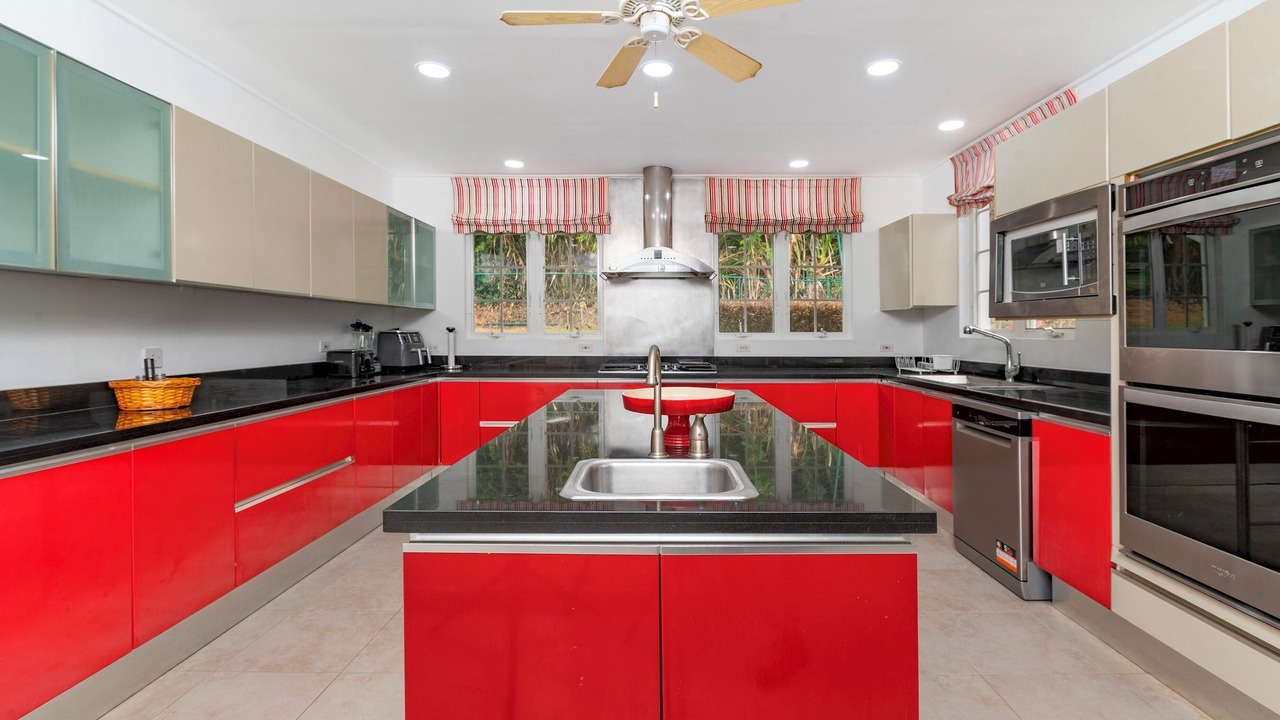 Photo of Kitchen in Halcyon Heights