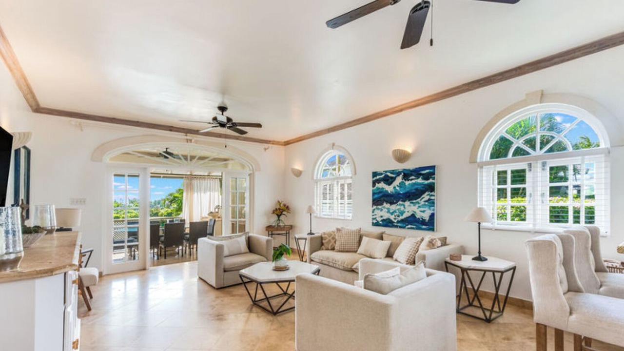 Photo of Livingroom in Mount Standfast