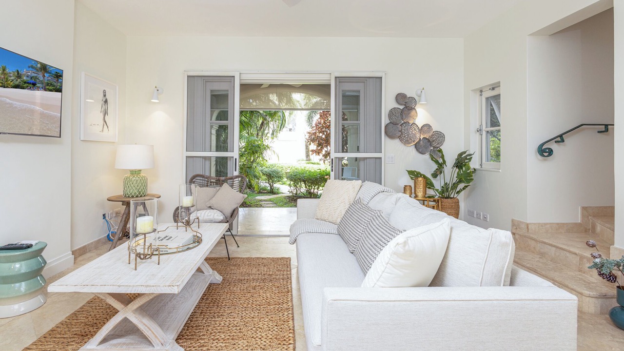 Photo of Livingroom in Saint Peter Parish