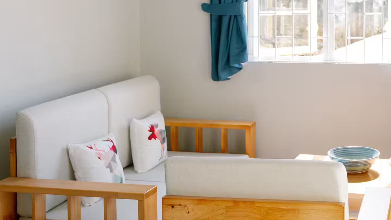 Photo of Livingroom in Henrys