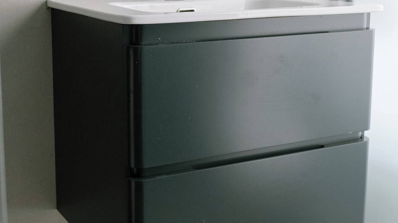 Photo of Bathroom in Henrys
