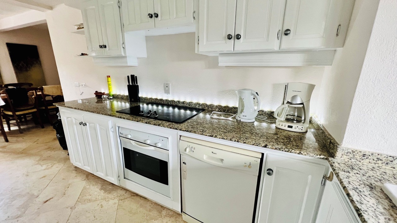 Photo of Kitchen in Porters