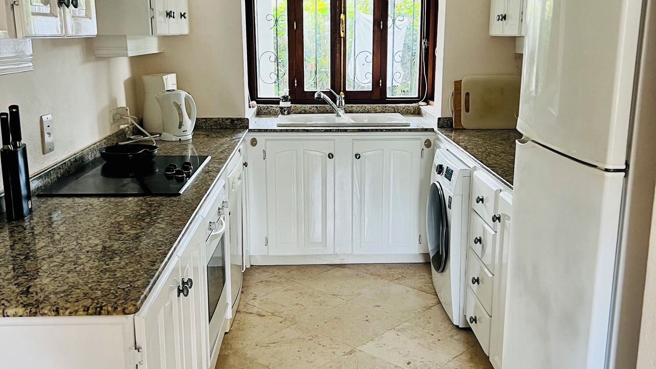 Photo of Kitchen in Porters