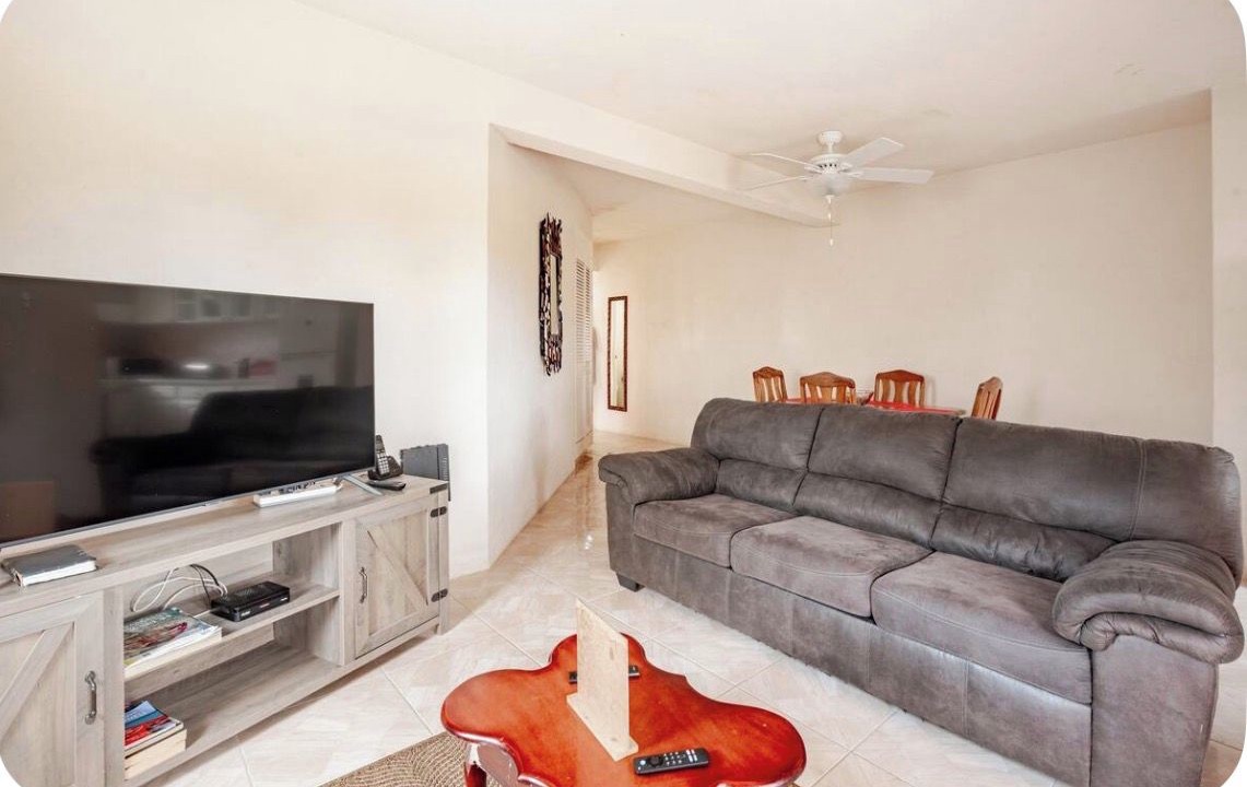 Photo of Livingroom in Cane Garden