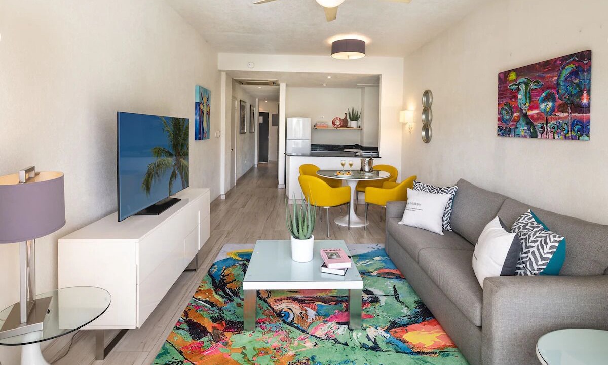Photo of Livingroom in Blue Waters