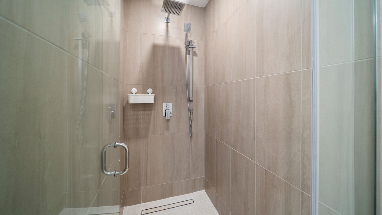 Photo of Bathroom in Little Battaleys