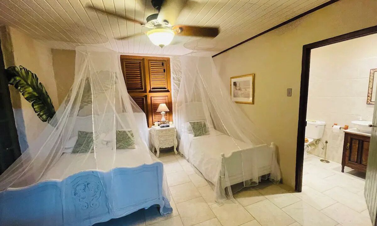 Photo of Bedroom in Halcyon Heights