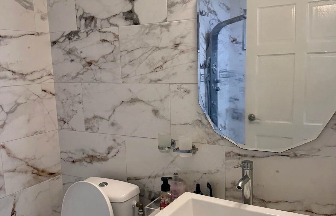 Photo of Bathroom in Surinam