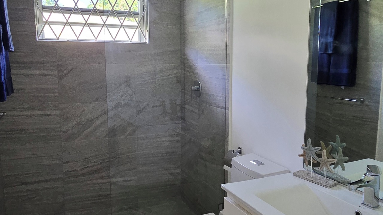 Photo of Bathroom in Sunset Crest