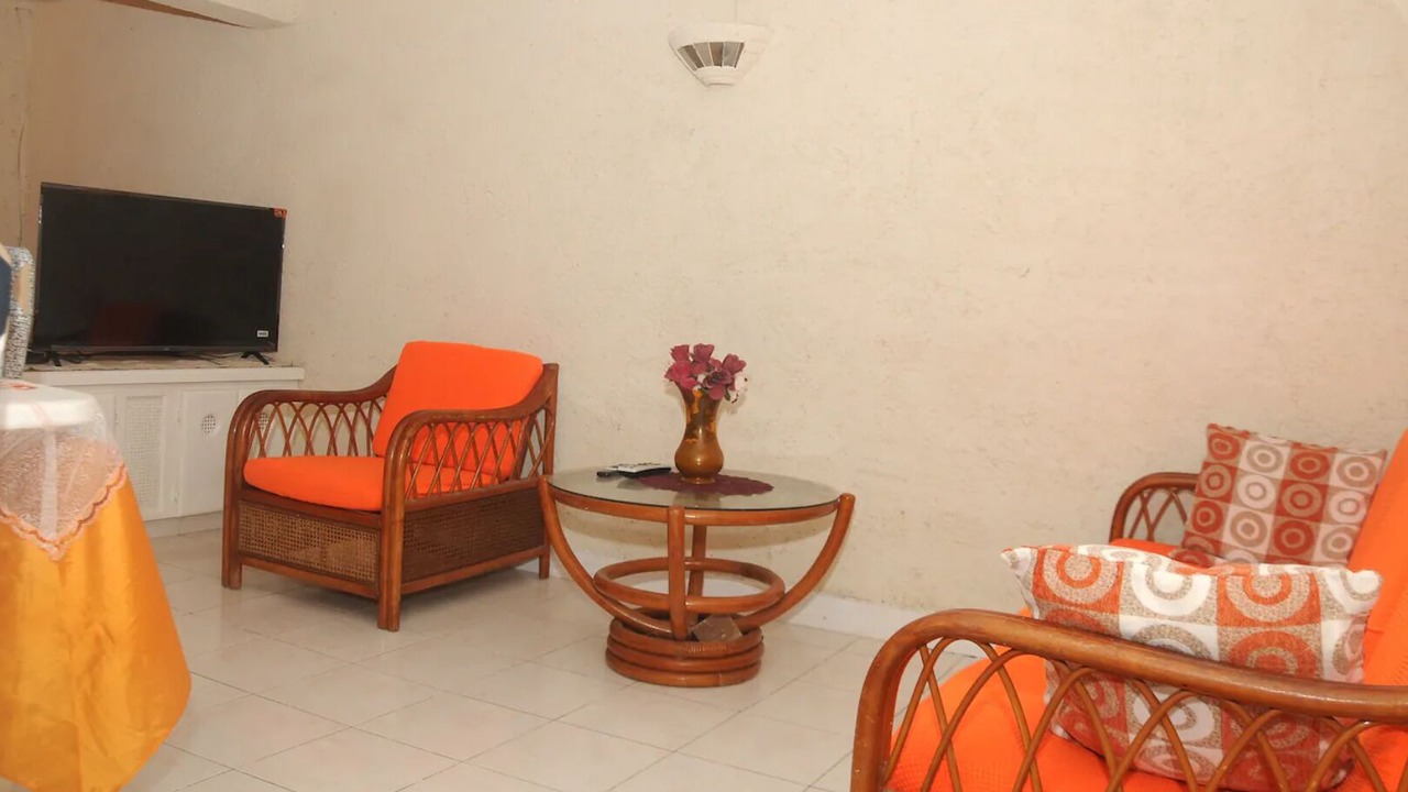Photo of Livingroom in Maynards