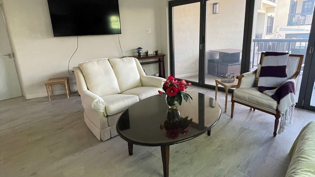 Photo of Livingroom in Fitts Village