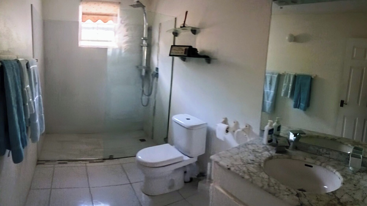 Photo of Bathroom in Douglas