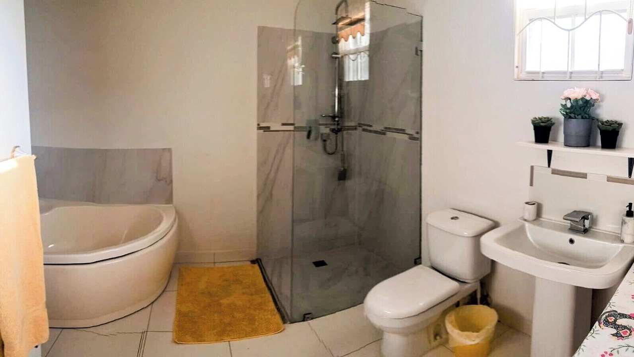Photo of Bathroom in Douglas