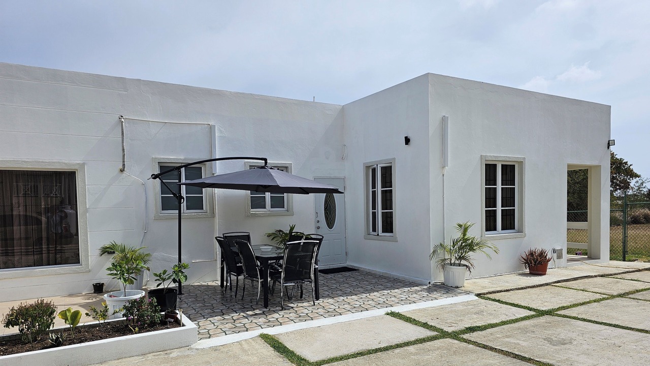 Photo of Outdoor in Oistins