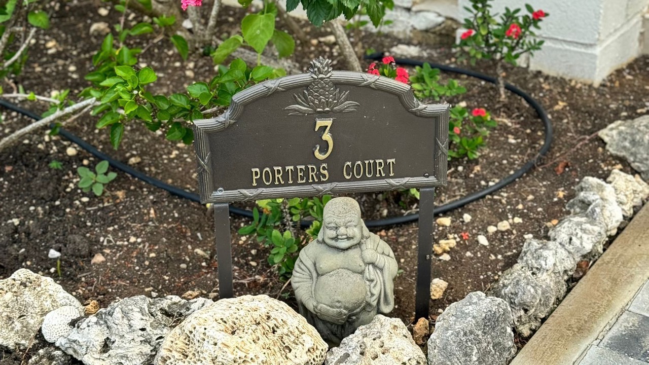 Photo of Others in Porters