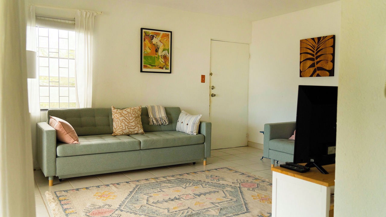 Photo of Livingroom in West Coast