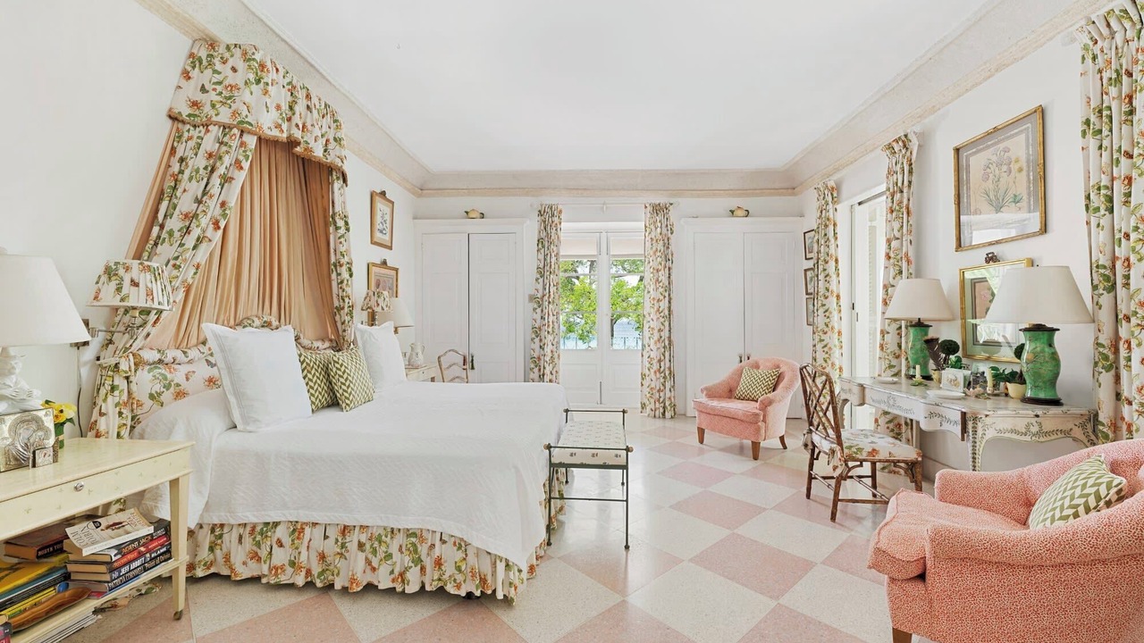 Photo of Bedroom in Weston