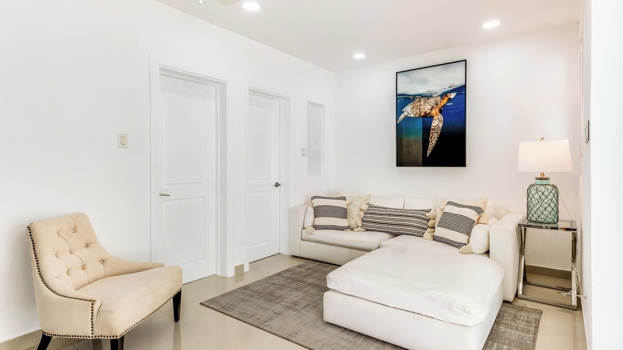 Photo of Livingroom in Halcyon Heights