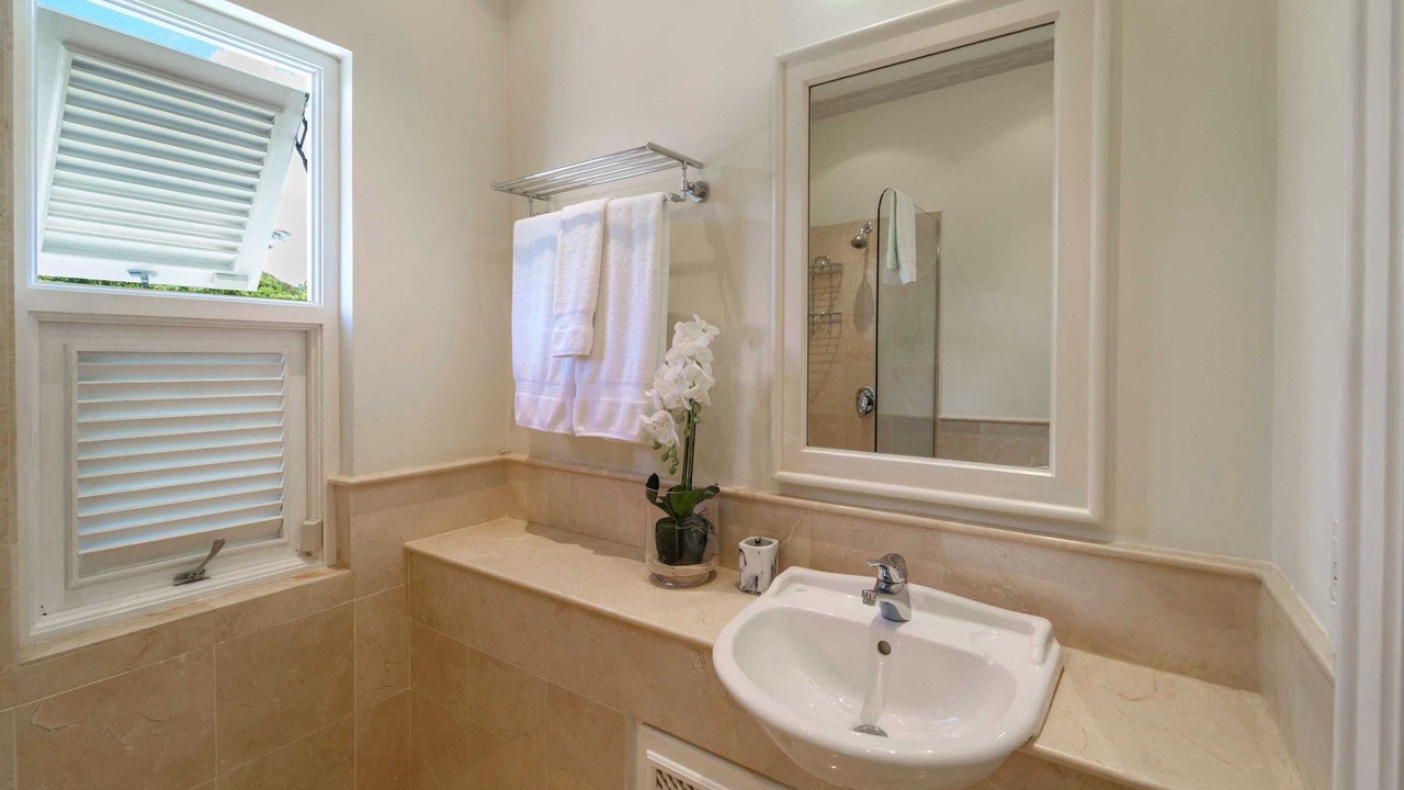 Photo of Bathroom in Mount Standfast