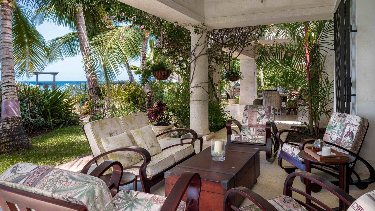 Photo of Patio Balcony in Bowling Alley Hill