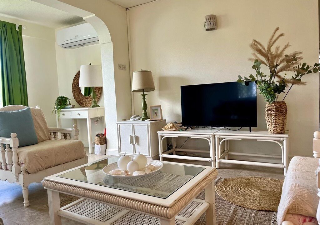 Photo of Bedroom in Marine Gardens