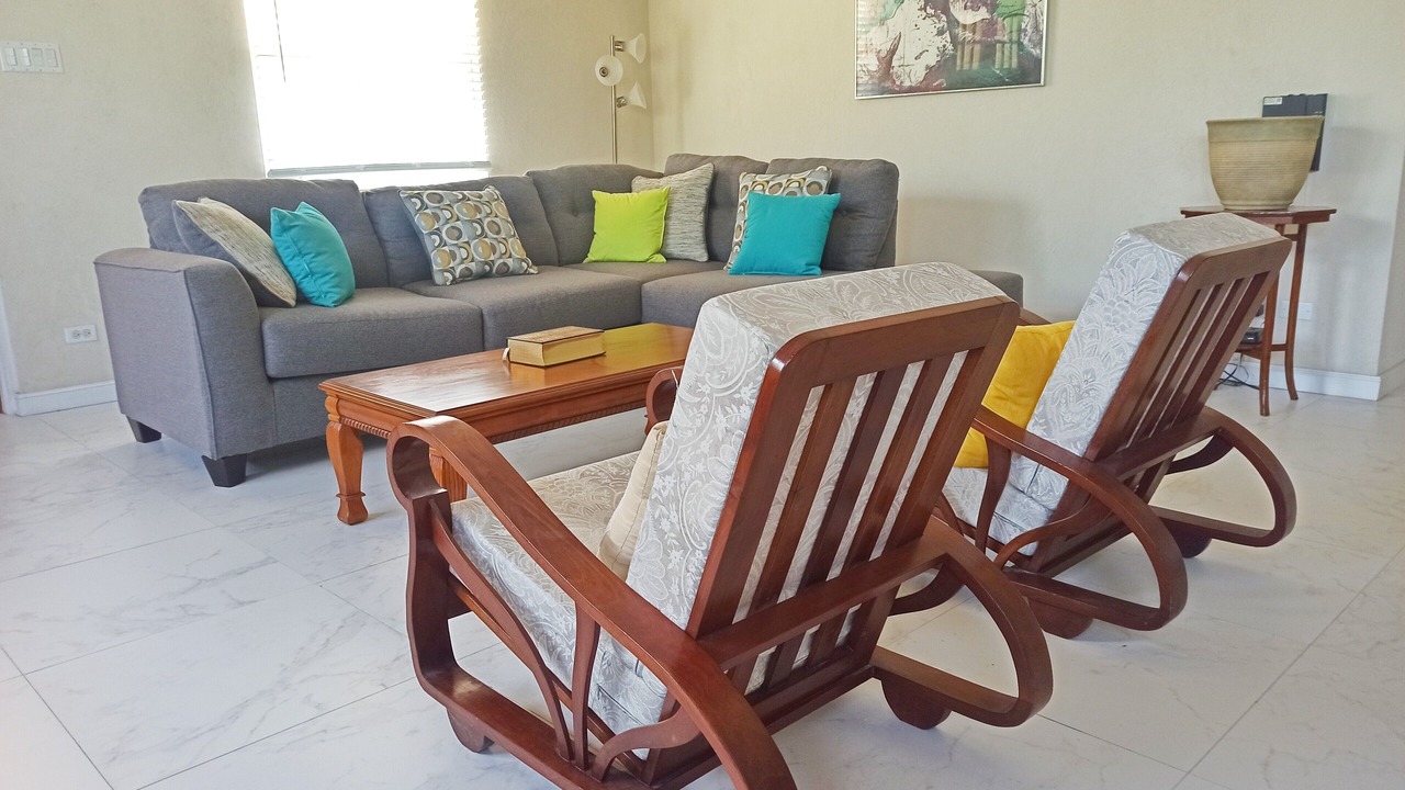 Photo of Livingroom in Fitts Village