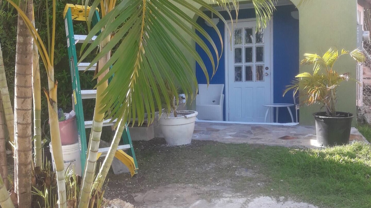 Photo of Patio Balcony in Cane Garden