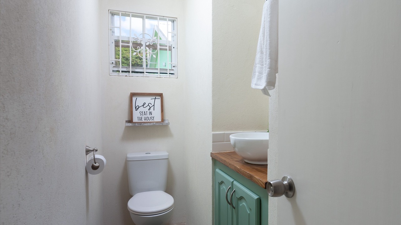 Photo of Bathroom in Lascelles