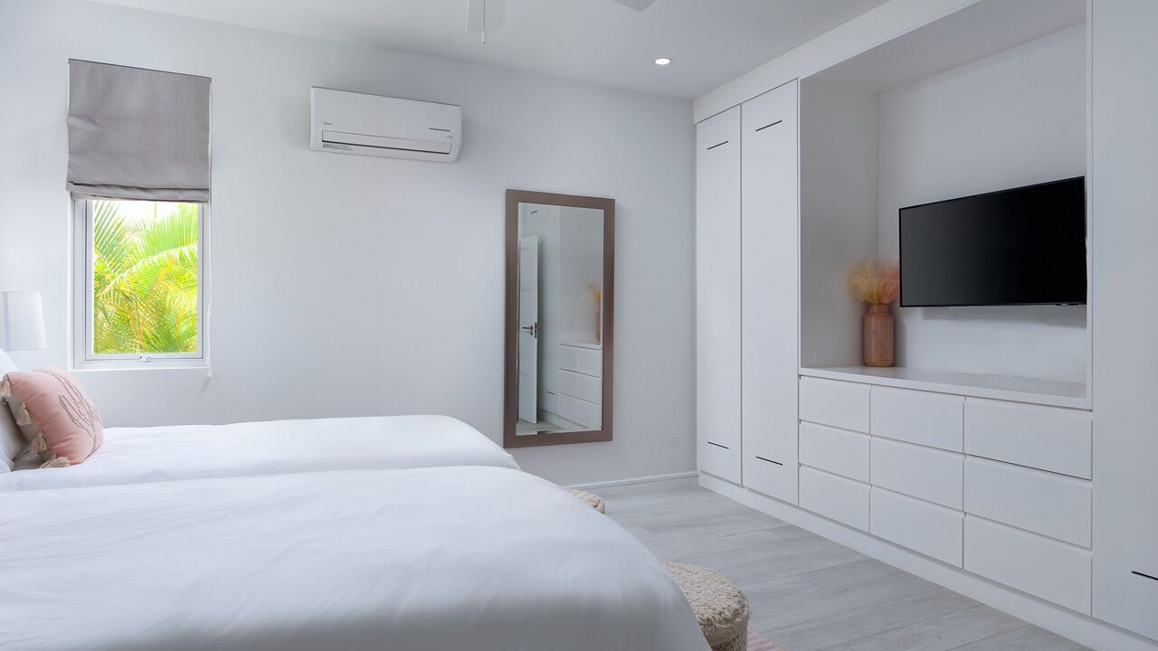 Photo of Bedroom in Merlin Bay