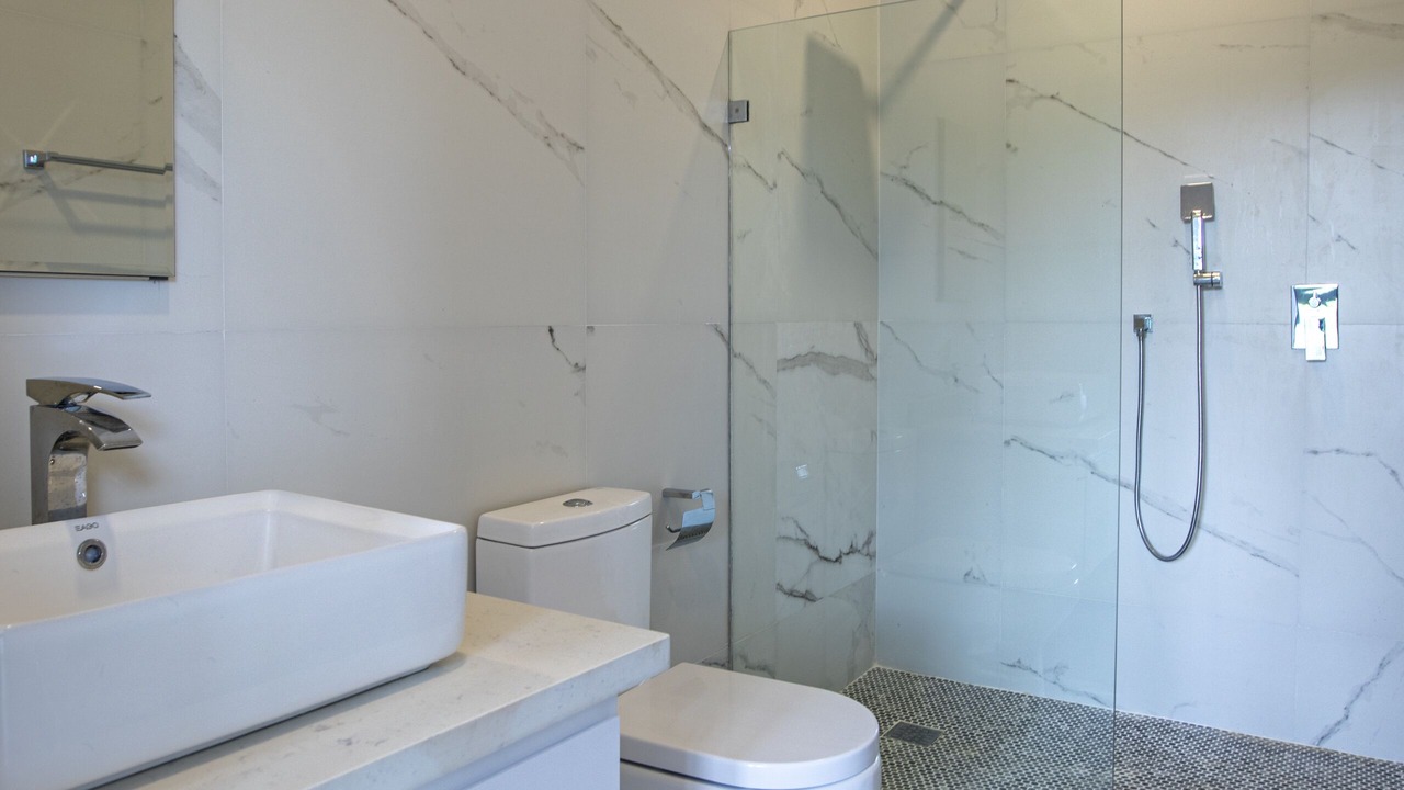 Photo of Bathroom in Lascelles