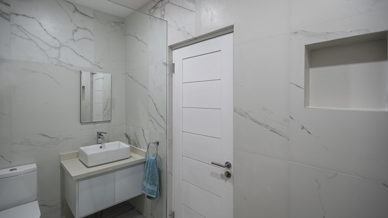 Photo of Bathroom in Lascelles