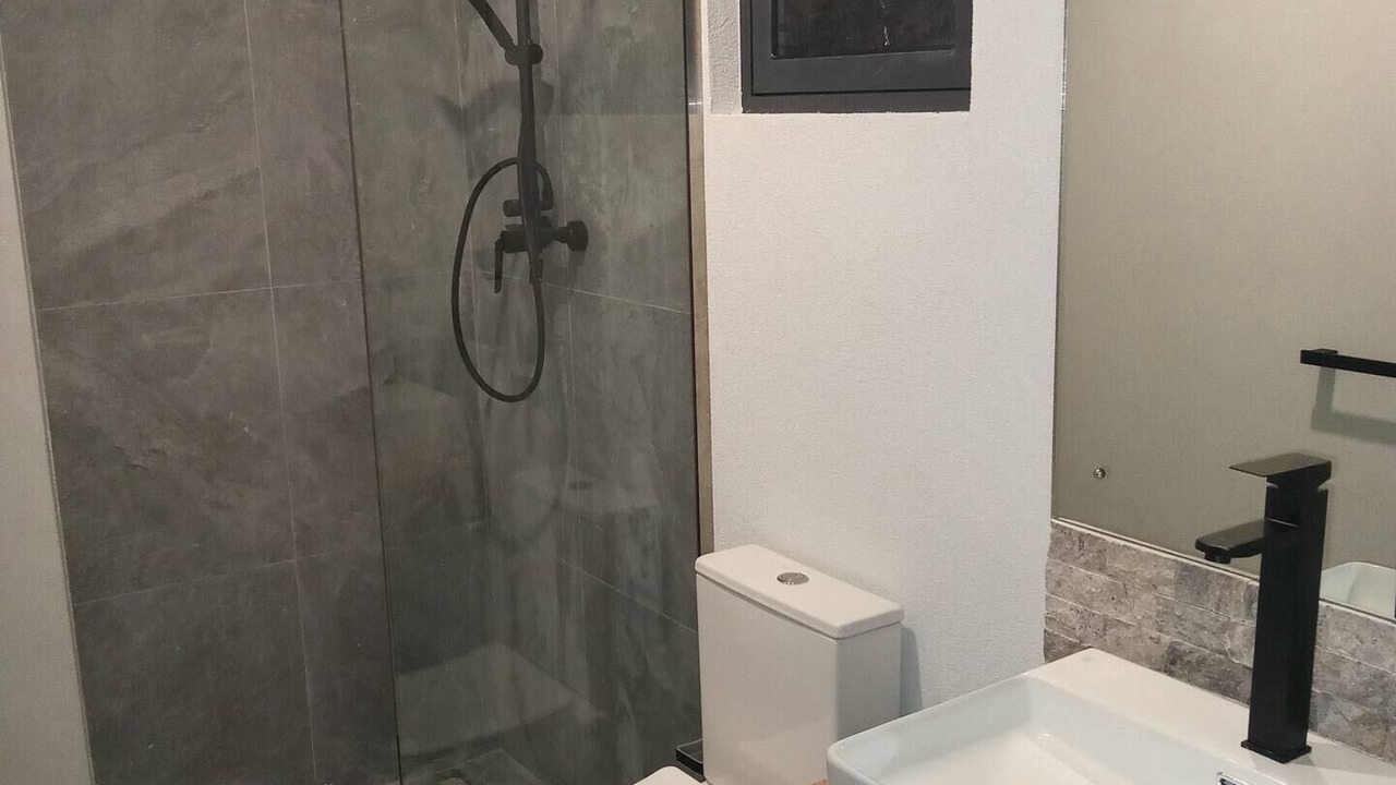 Photo of Bathroom in Oistins
