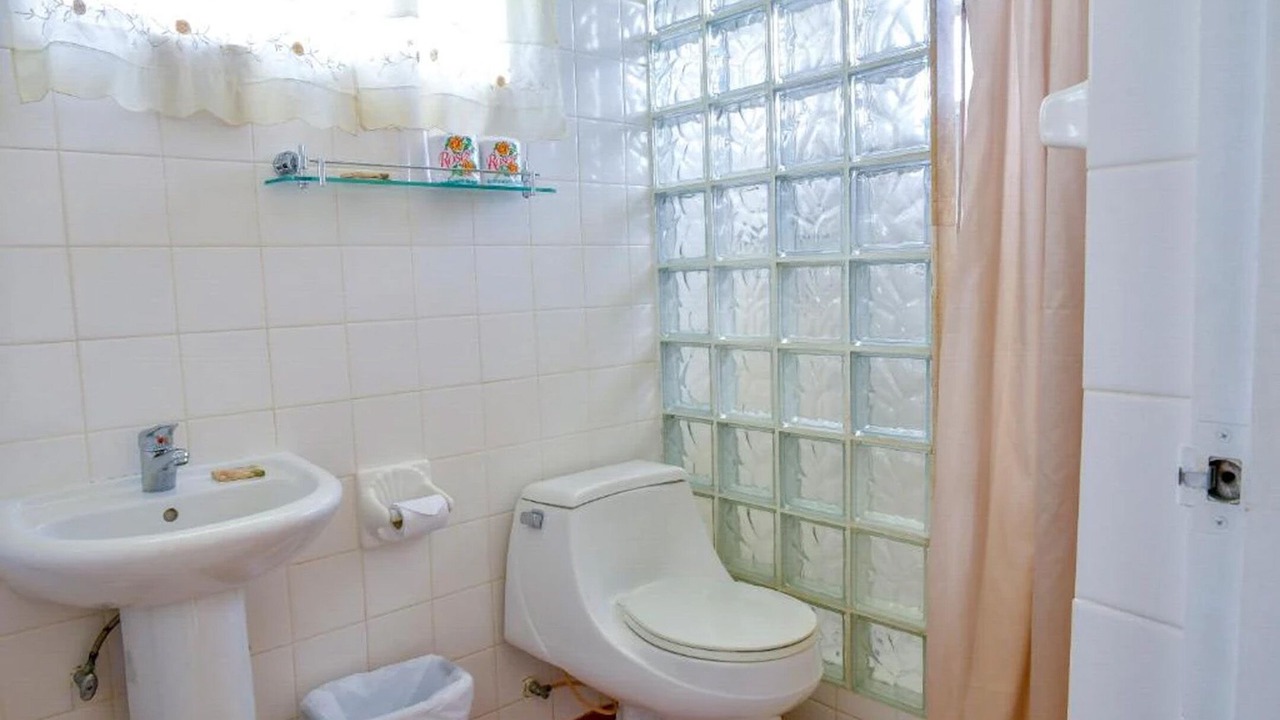 Photo of Bathroom in Prospect
