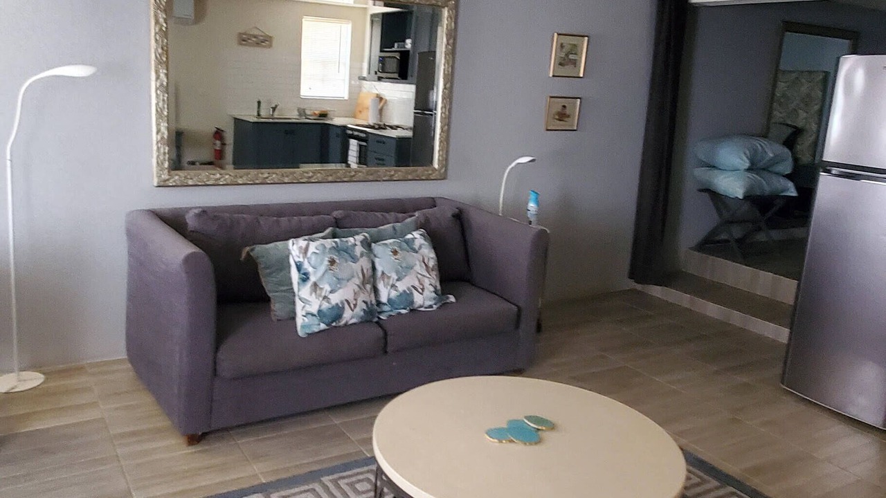 Photo of Livingroom in Halcyon Heights