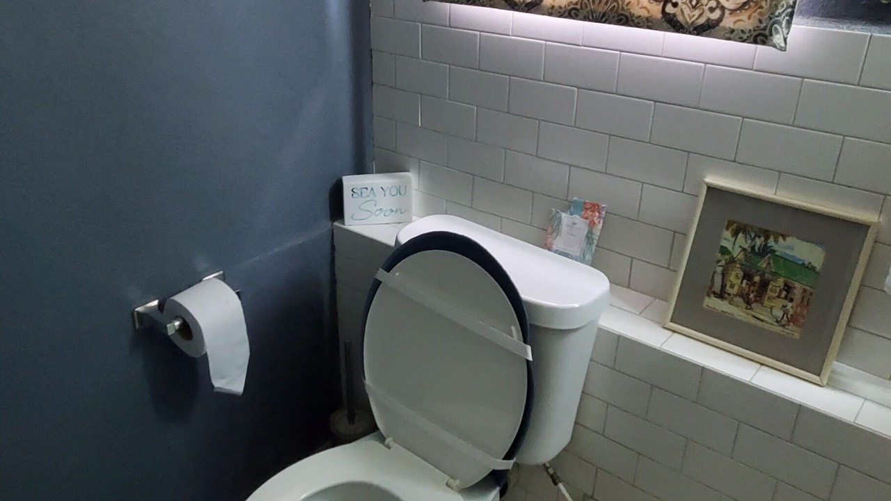 Photo of Bathroom in Halcyon Heights