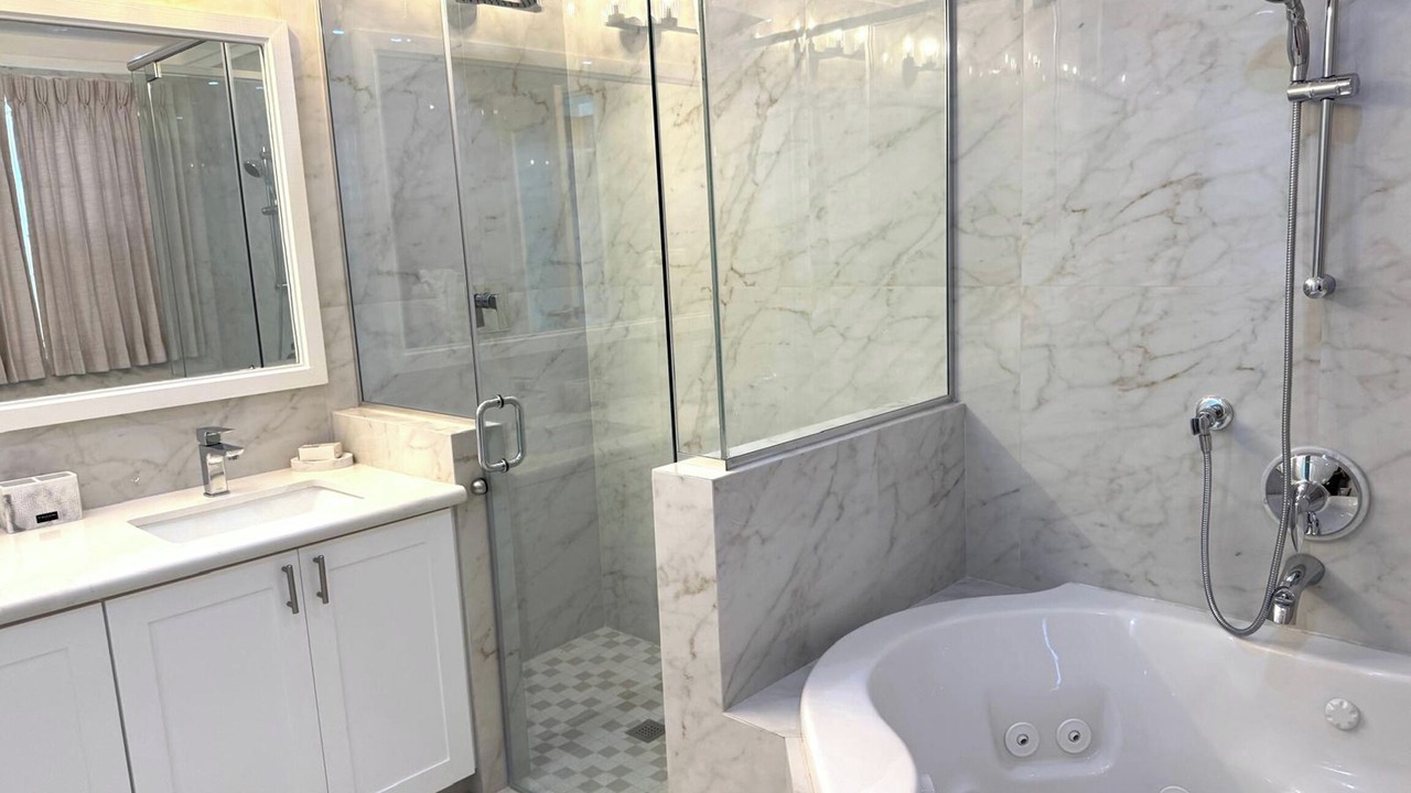 Photo of Bathroom in Silver Sands