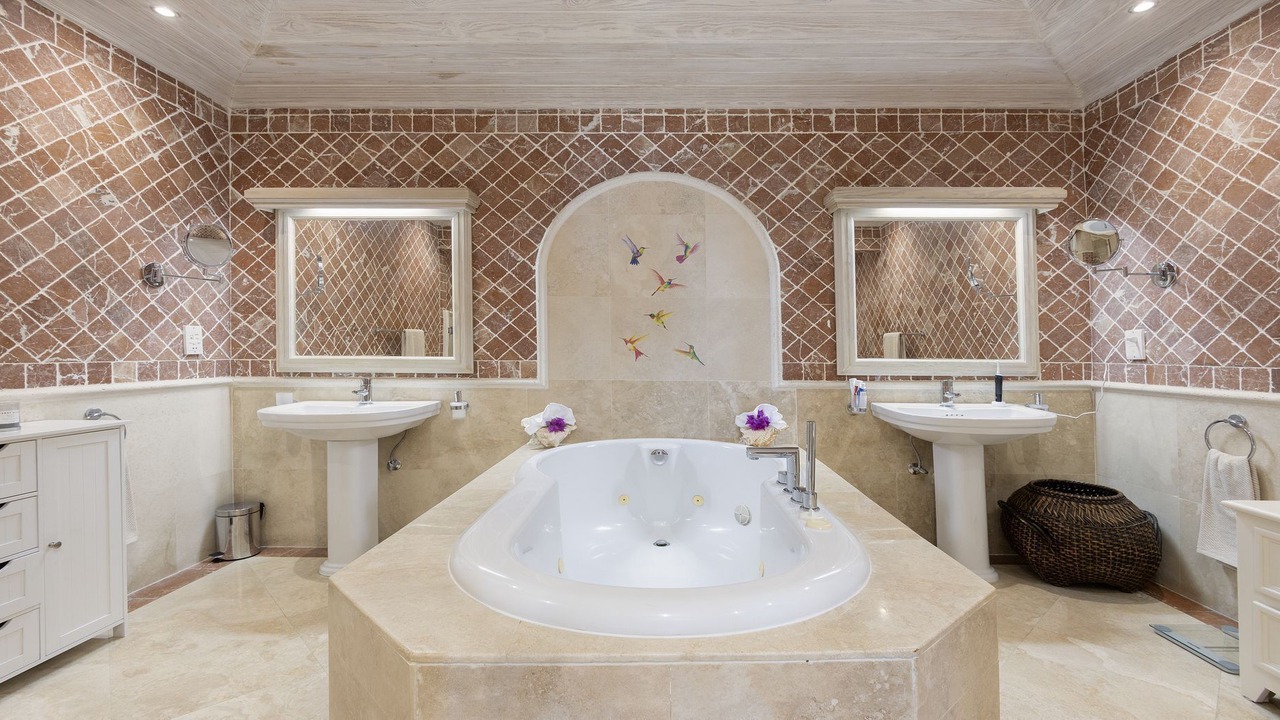 Photo of Bathroom in Durants