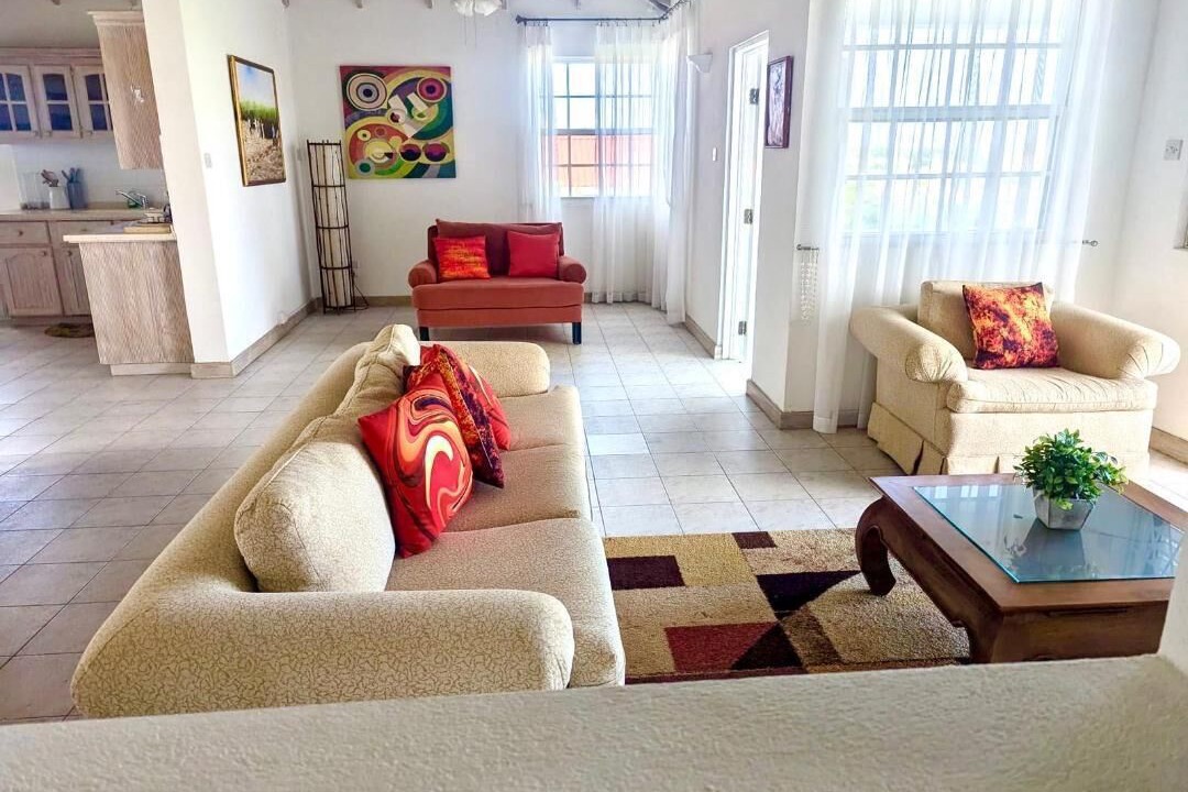 Photo of Livingroom in Graeme Hall Park