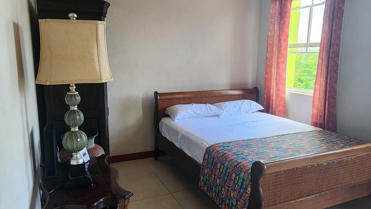 Photo of Bedroom in Retreat