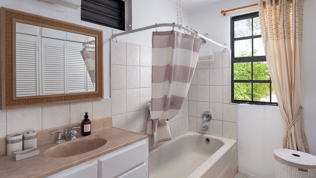 Photo of Bathroom in Gibbs Bay