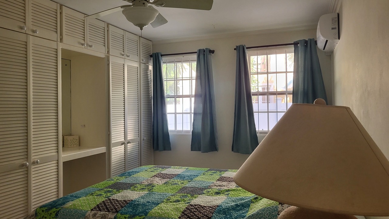 Photo of Bedroom in Retreat